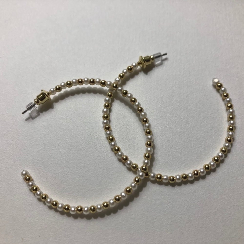 NEW ♥️ pearl & gold oversized hoops 💯⭐️